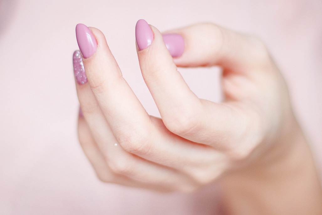 Regenerum do paznokci w lakierze - co wskazują opinie klientek