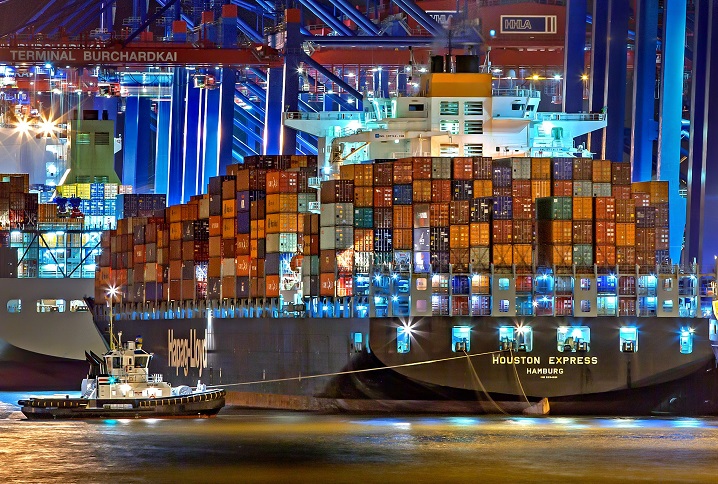 Wolny handel a protekcjonizm - polityka, wady i zalety