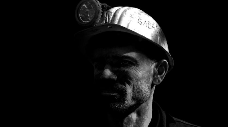 Ile zarabia górnik netto w Polsce Analizujemy raporty z 2020, 2021 i 2022 (1)