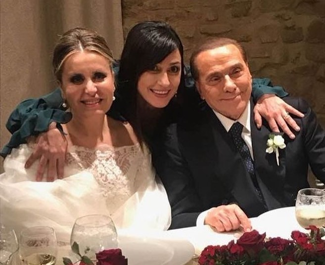Silvio Berlusconi - kim był, wiek, wzrost, rodzina, dzieci, wnuki, partnerka, młody, życie prywatne (1)