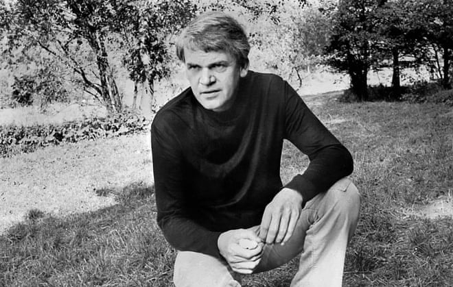 Milan Kundera - kim był, wiek, rodzina, żona, dzieci, książki, Wikipedia (1)